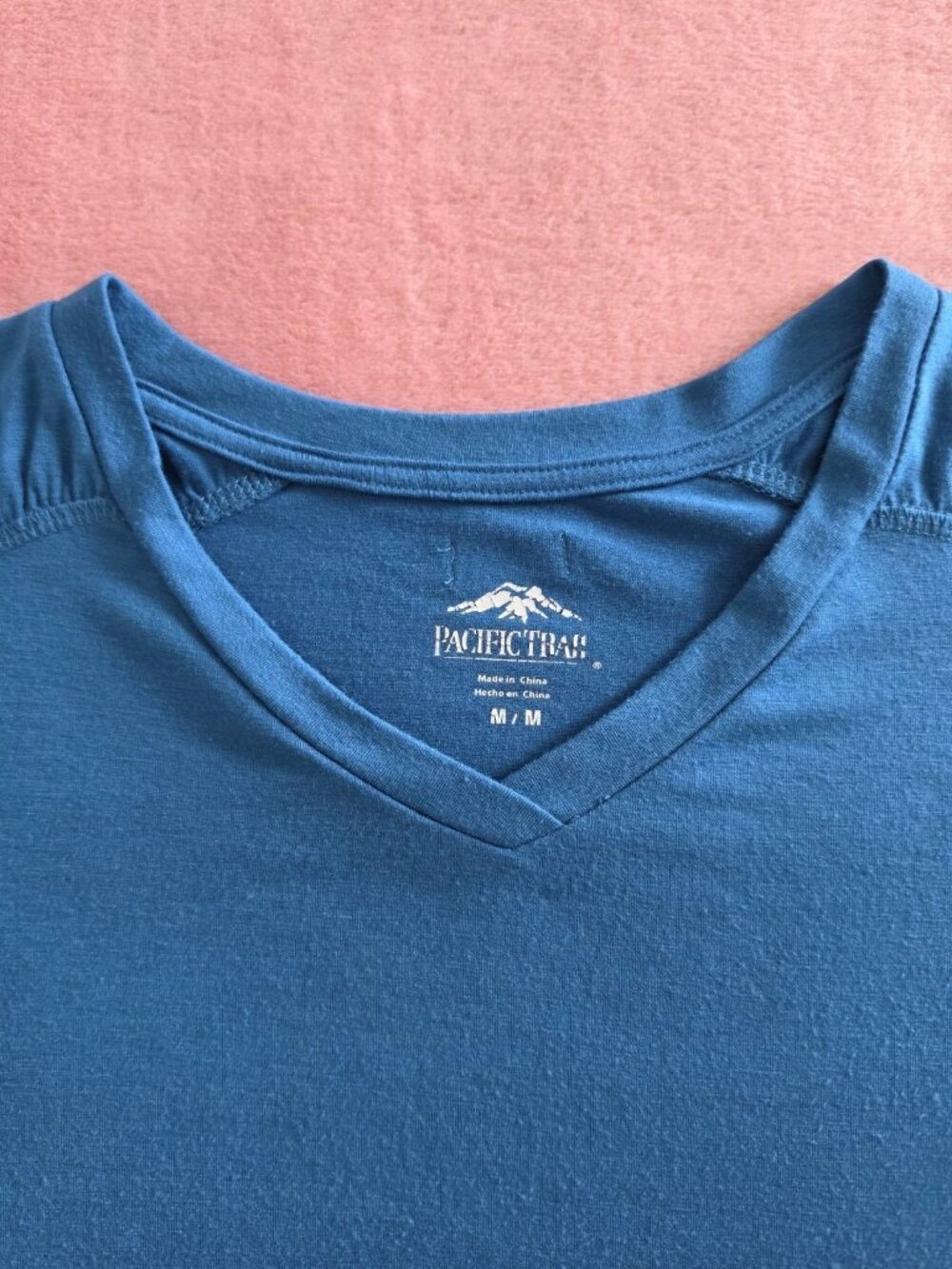 V-Neck Long Sleeve Raglan Stretch Knit Tee Blue Size M  Pacific Trail Women's - Picture 2 of 10